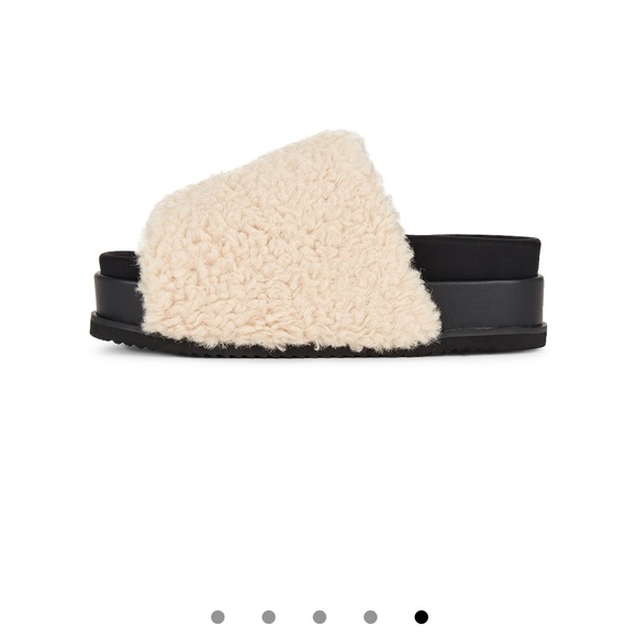Roam fuzzy platform slide in nude. Sold out on Revolve. Only worn once. - Picture 5 of 9